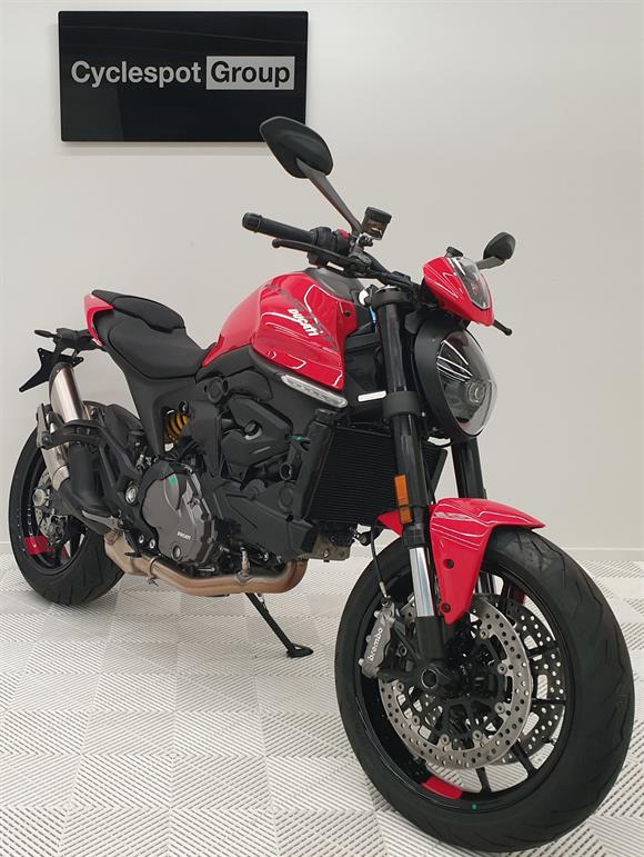 New Ducati Monster PLUS