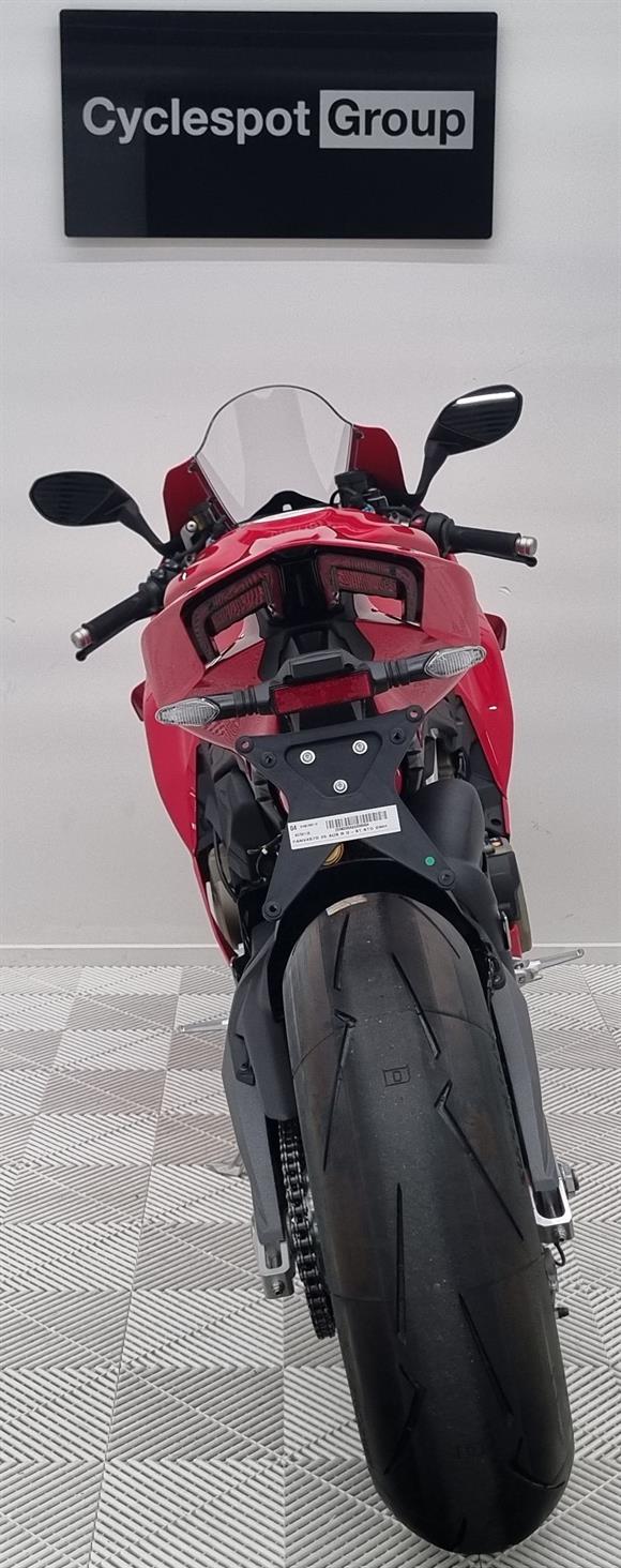 New Ducati Panigale V4S