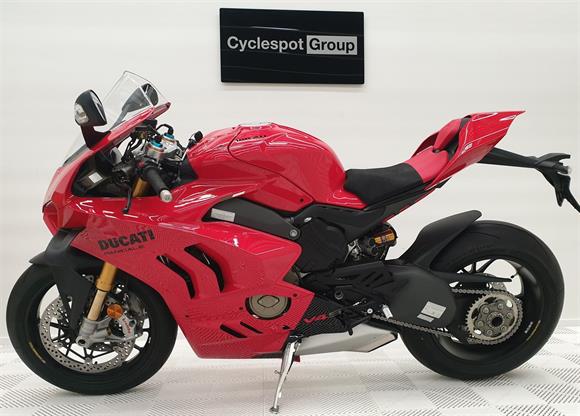 New Ducati Panigale V4S - IN STOCK NOW !!!