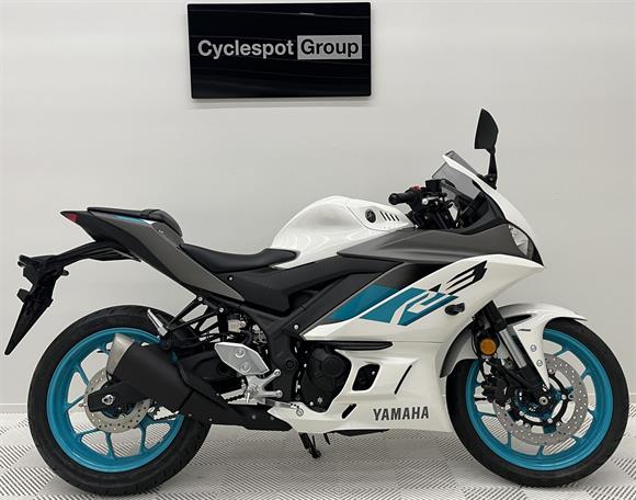 Yamaha YZF-R3 - IN STOCK NOW !!! - 2024