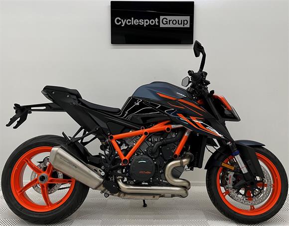 KTM 1290R EVO - LAST ONE - SAVE $9,800 !!! 2023