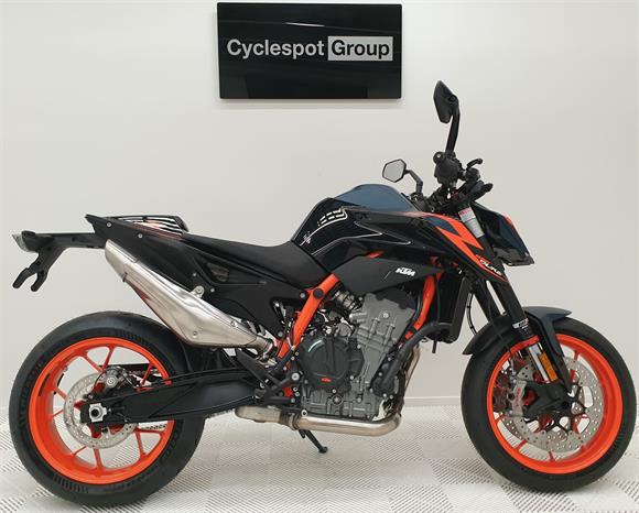 KTM Duke 890 R - SAVE $4,250 !!! 2023