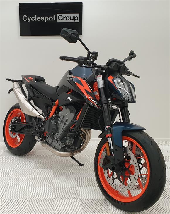 New KTM Duke 890 R - SAVE $4,250 !!!