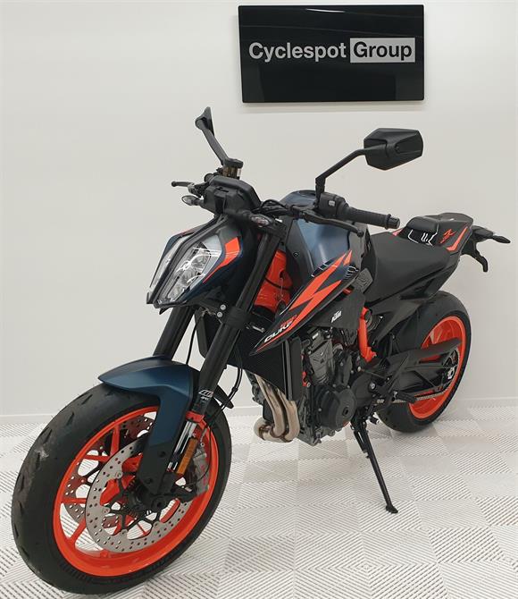 New KTM Duke 890 R - SAVE $4,250 !!!