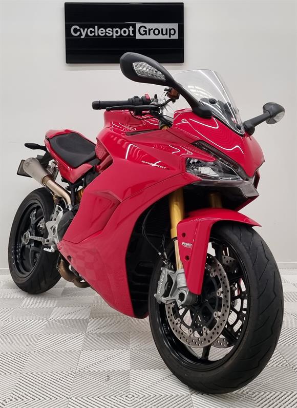 2020 Ducati SuperSport 950S