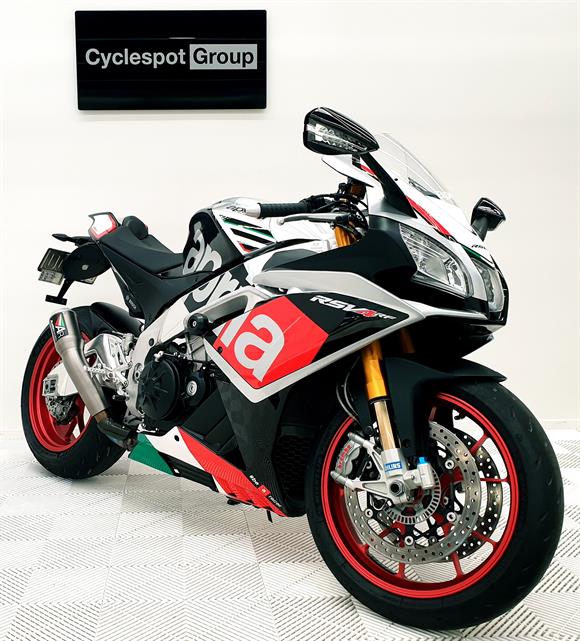 2017 Aprilia RSV4 RF