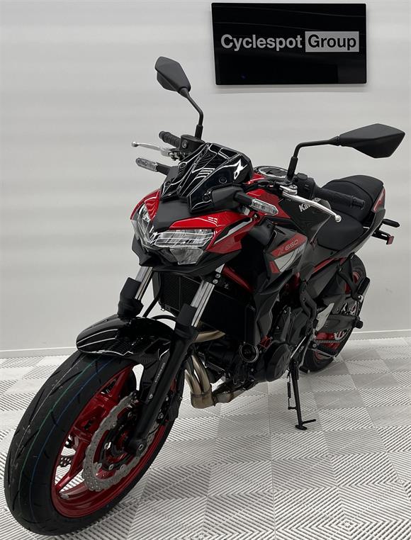 New Kawasaki Z650 SAVE $1000  - IN STOCK NOW !!!