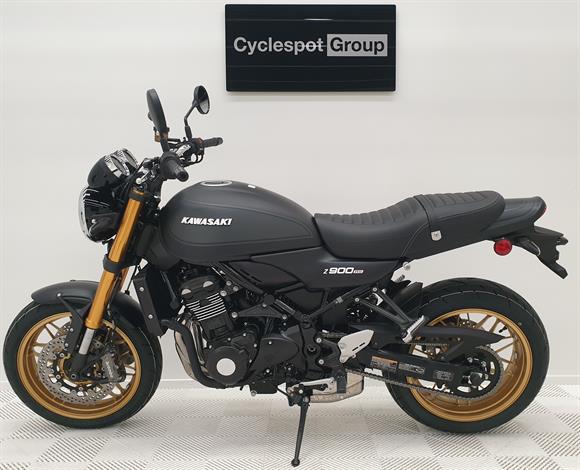 New Kawasaki Z900RS SE