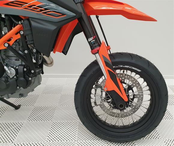 New KTM 690SMC-R SAVE $4,800 !!!