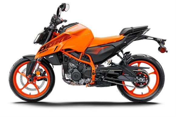 New KTM Duke 390 - SAVE $950 !!!