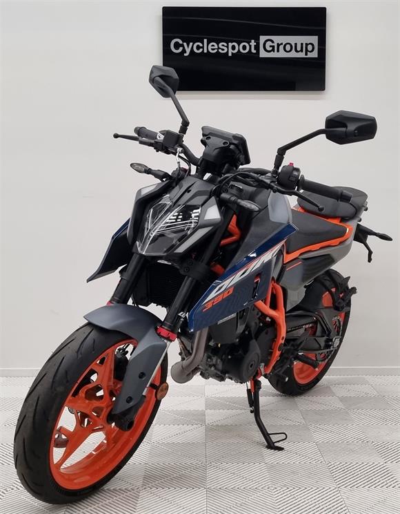 New KTM Duke 390 - SAVE $950 !!!