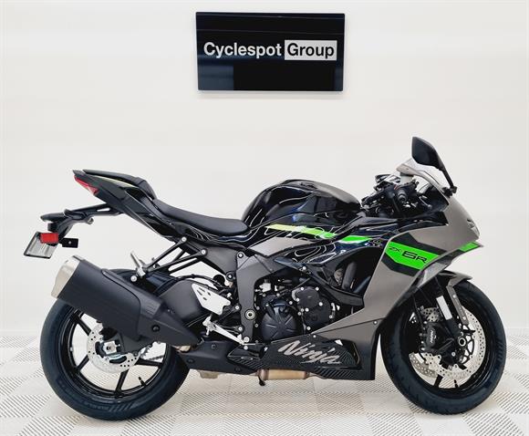 皇ページ Kawasaki ZX6R Ninja 2026 - Cyclespot Leading Motorcycle Dealership