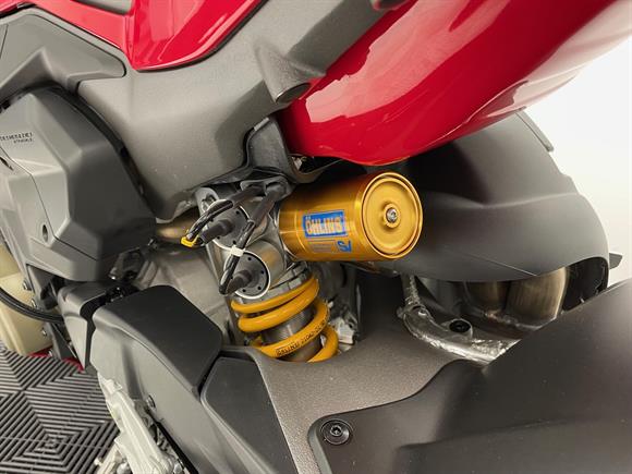 New Ducati Street Fighter V4