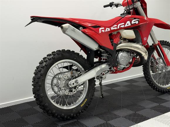 New Gas Gas EC300