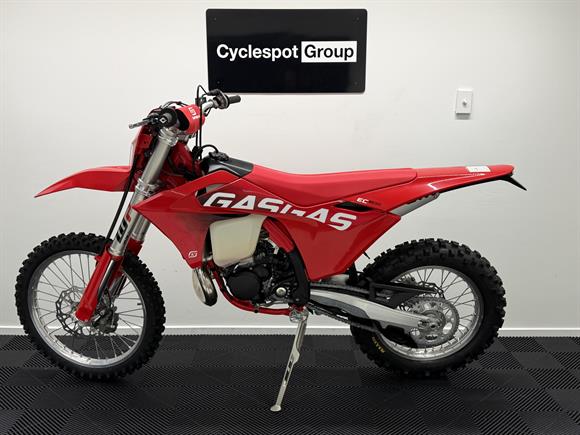 New Gas Gas EC300