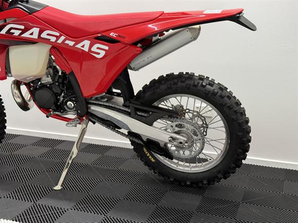New Gas Gas EC300