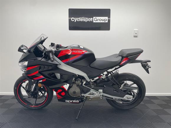 New Aprilia RS457 RACING STRIPES