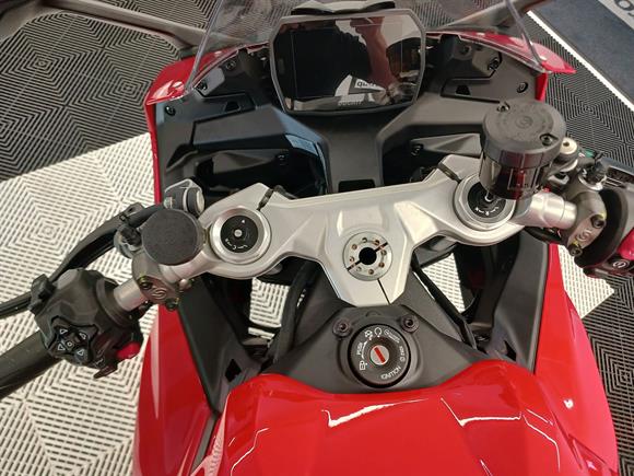 New Ducati Panigale V2