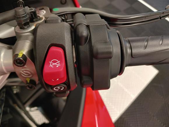 New Ducati Panigale V2