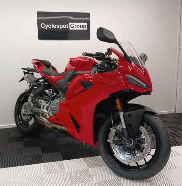 New Ducati Panigale V2