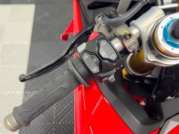New Ducati Panigale V4S EX DEMO