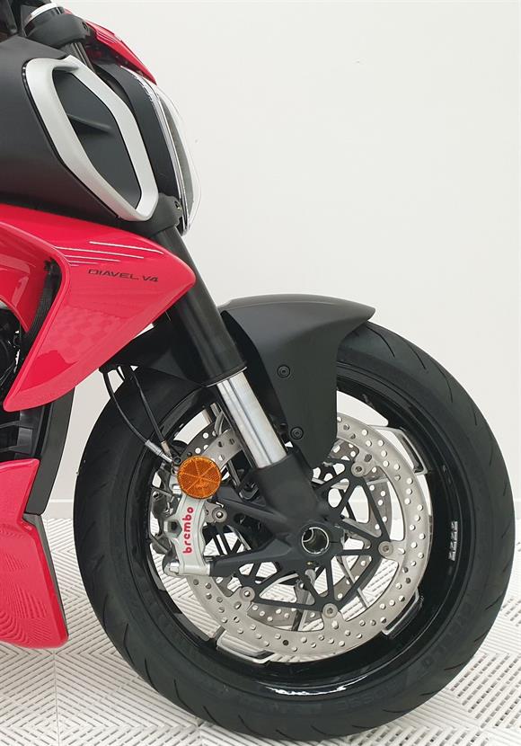 New Ducati Diavel V4
