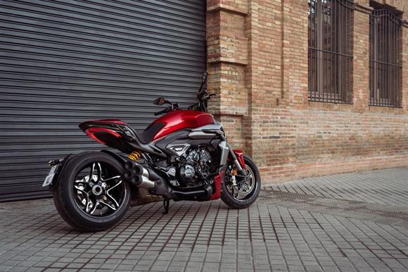 Ducati XDiavel V4 2026