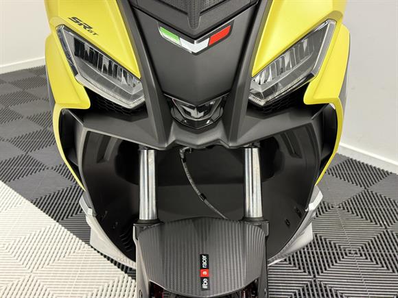 New Aprilia SR GT 200