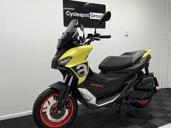 New Aprilia SR GT 200