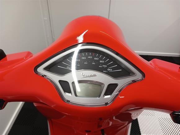 New Vespa GTS150 SUPER 150 - PASSIONE
