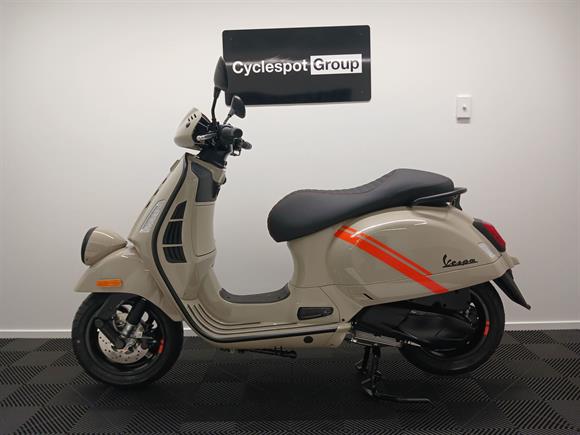 New Vespa GTV 300 SAVE $1000