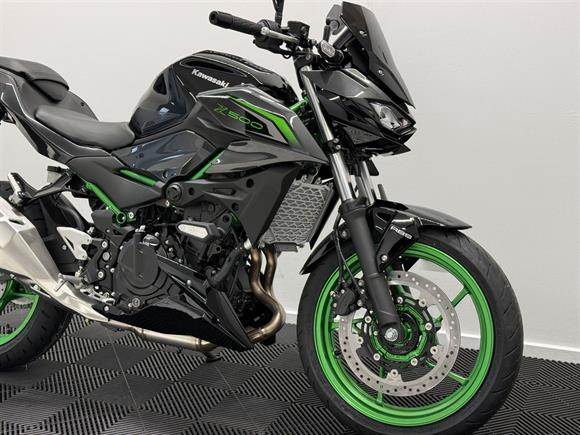 New Kawasaki Z500 SE