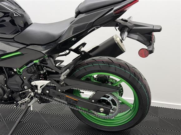 New Kawasaki Z500 SE