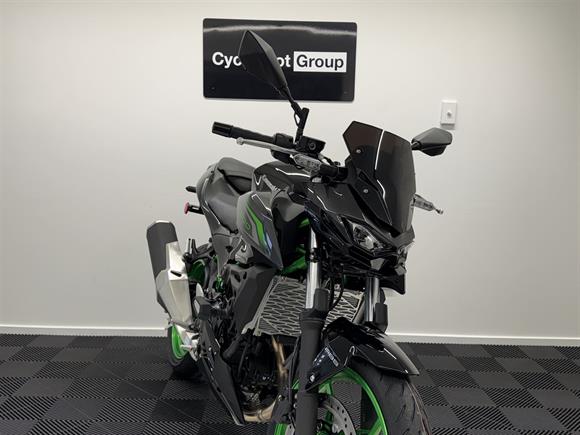 New Kawasaki Z500 SE