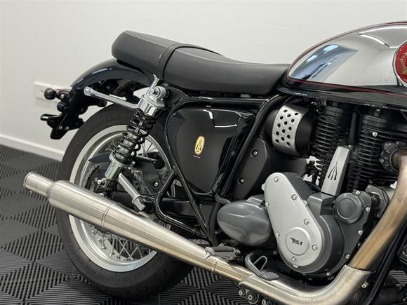 New BSA Gold Star MIDNIGHT BLACK