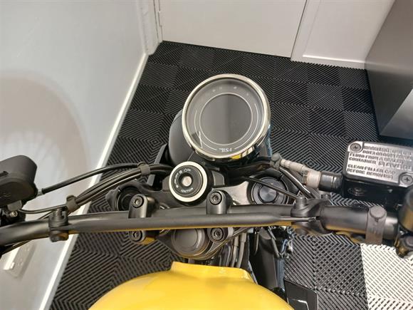 New BSA Scrambler Victor Yellow
