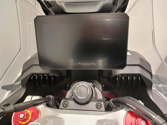 New MV Agusta Enduro Veloce Ex demo