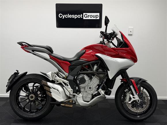 MV Agusta Turismo Veloce LUSSO 800 2016