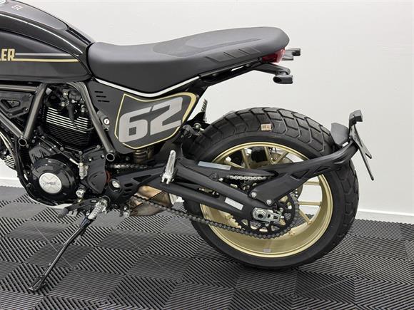 New Ducati Scrambler FULL THROTTLE