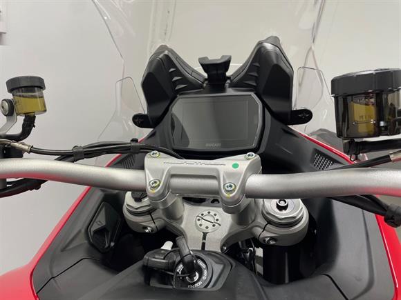 New Ducati Multistrada V2S TRAVEL (RED)