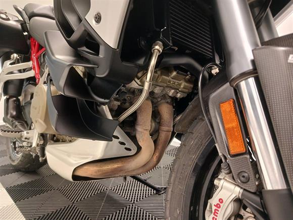 2022 Ducati Multistrada V4S with Travel/ Radar & Sports Pack