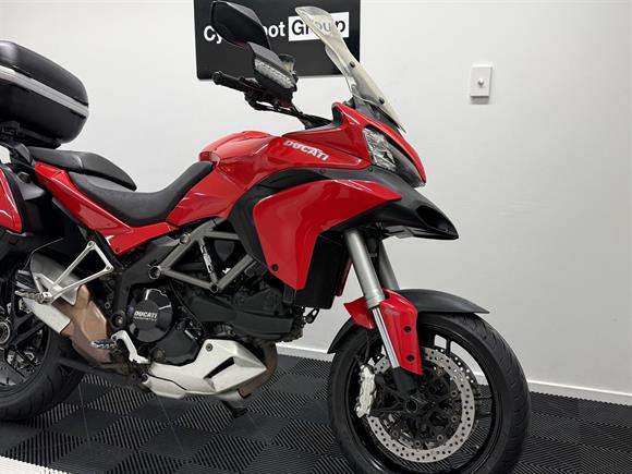 2013 Ducati MTS1200S
