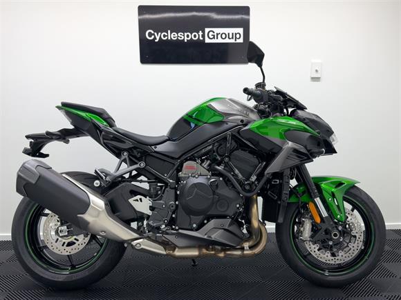 Kawasaki ZH2 SUPERCHARGED 2025