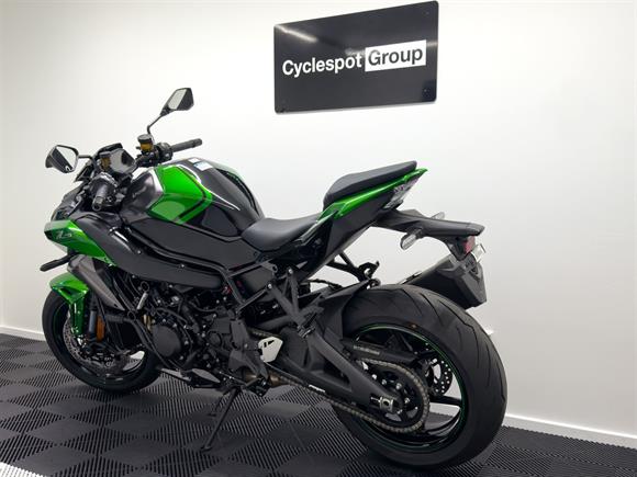 New Kawasaki ZH2 SUPERCHARGED