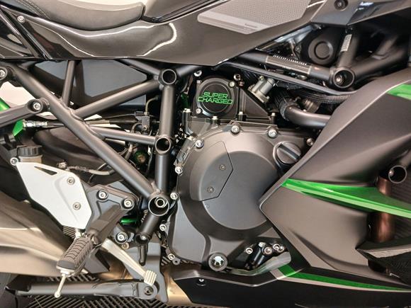 New Kawasaki H2 Ninja H2 SX