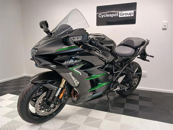 New Kawasaki H2 Ninja H2 SX