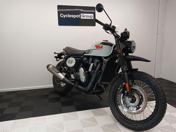 New BSA Scrambler Thunder Grey