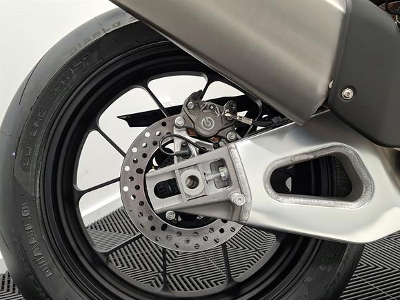 New Aprilia RSV4 Factory - Shakedown Indigo