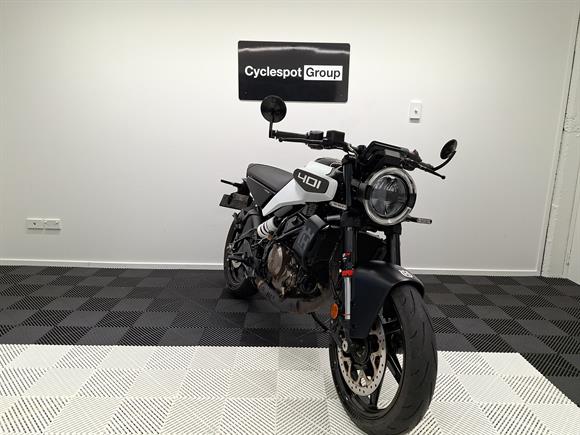 2025 Husqvarna VITPILEN 401