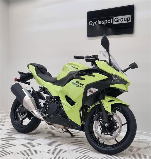 New Kawasaki EX500 NINJA 500 LAMS